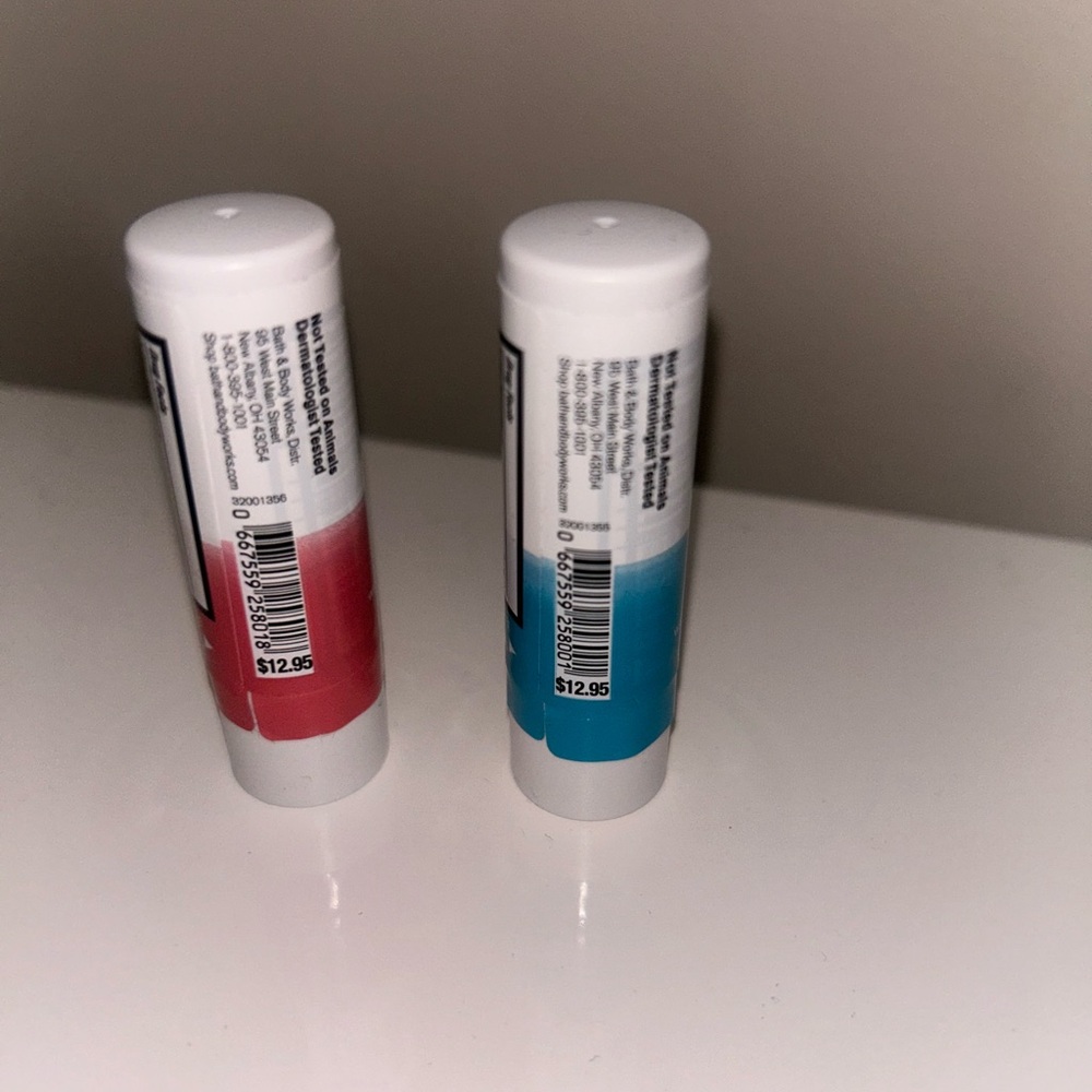 Bath & Body Works Lip Balm Duo - Pink Dream & Coconut - Picture 2 of 2